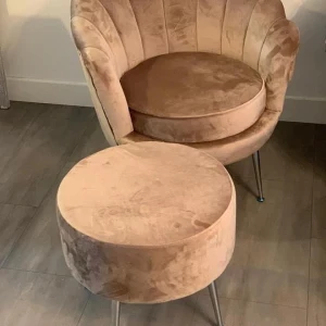 Fauteuil – Schelp - Taupe/Zilver Incl. Poef